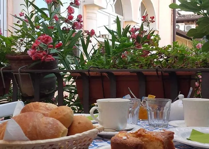 Belfiore فندق مبيت وإفطار لوناتو